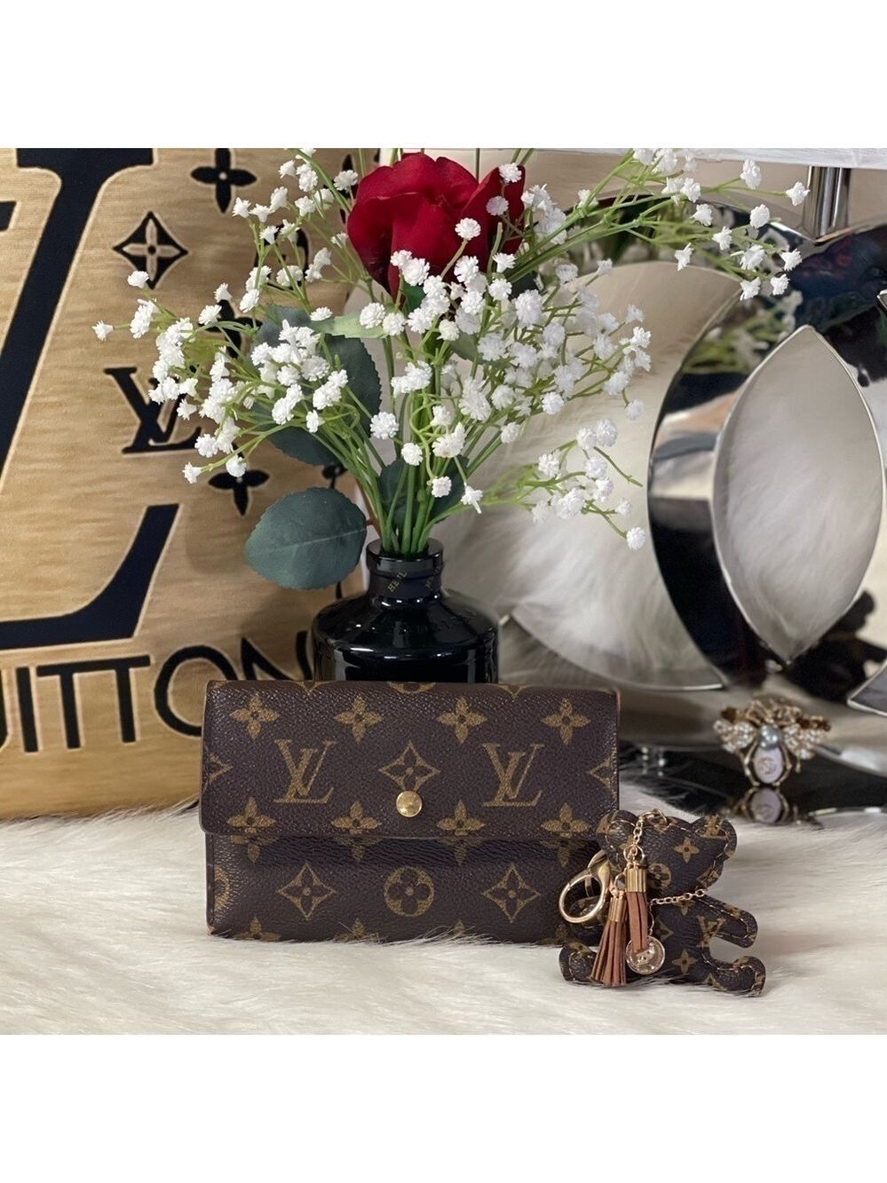 LOUIS VUITTON MONOGRAM PORTE TRESOR ETUI PAPIERS WALLET M61202 - Picture 2 of 15